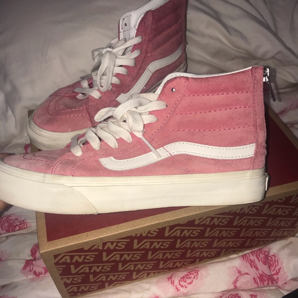 Pink Sk8-Hi Vans